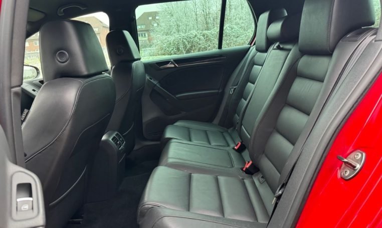 4e30dc34-a731-4319-b167-30ec3526b17c