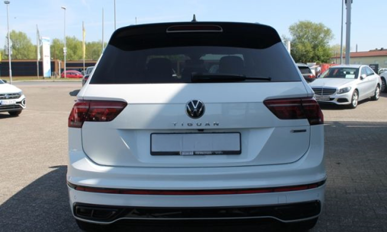 5b9b54d0-0fd4-40b0-affd-05a318bad9d5-1