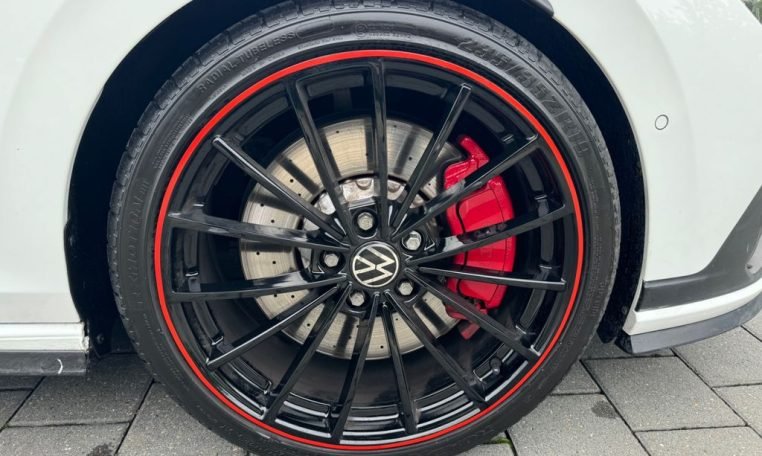 7384a8a9-dd36-41c2-9694-0a0239d647a7