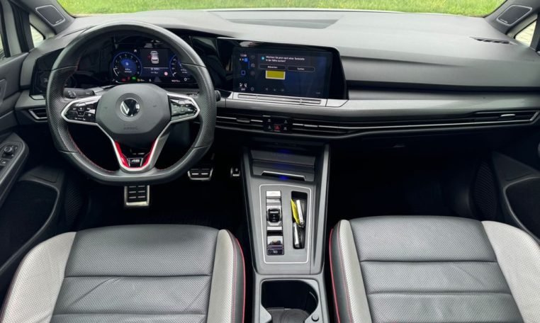 7c7207f7-a727-4526-b768-efda5d9cf6f0