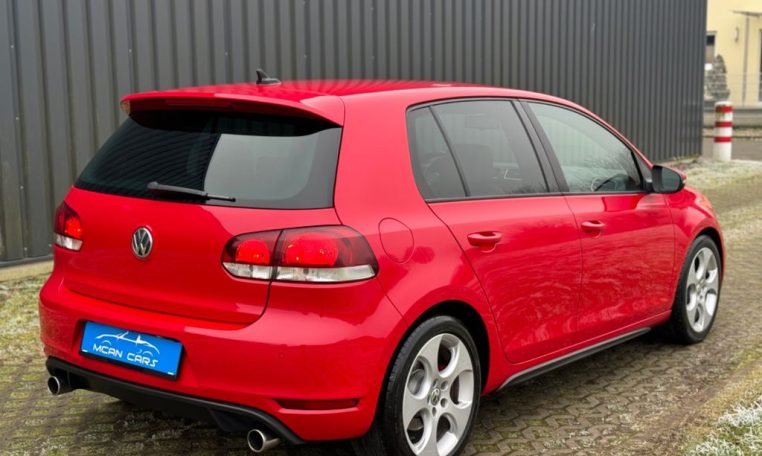 b3dcaf8a-1eee-451e-bf5b-8c9b67f82361