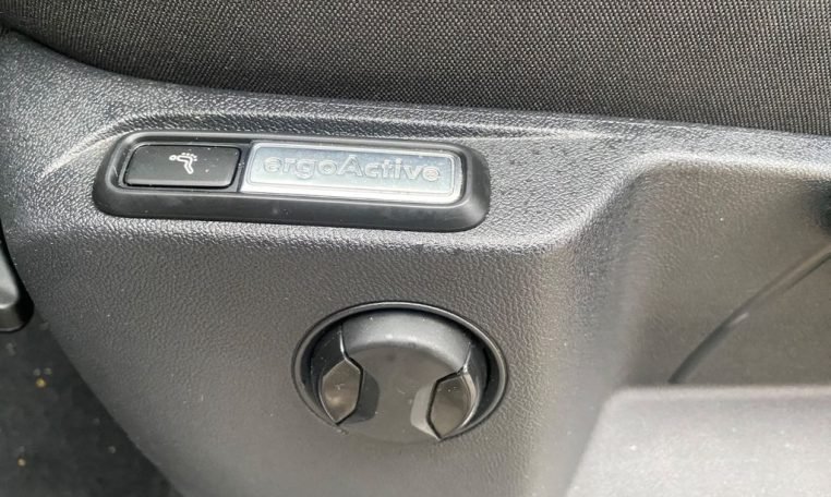 d8f2b701-7a9a-4489-ac87-48095ea56258