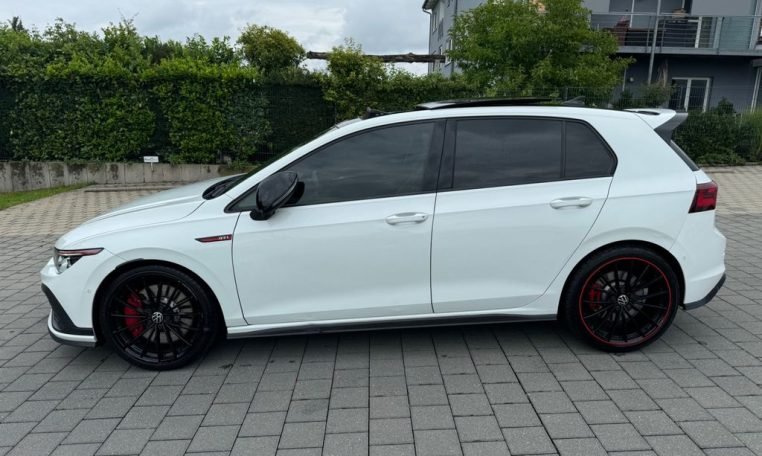 de10fd22-b04d-4f8c-8a4b-d3dd436ed559