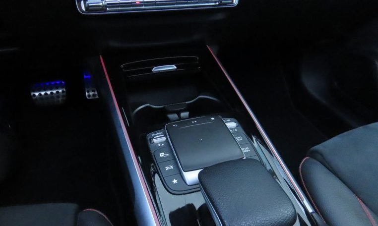 ef3e0eaa-fdf3-4288-a14e-2f9b9bb38dec